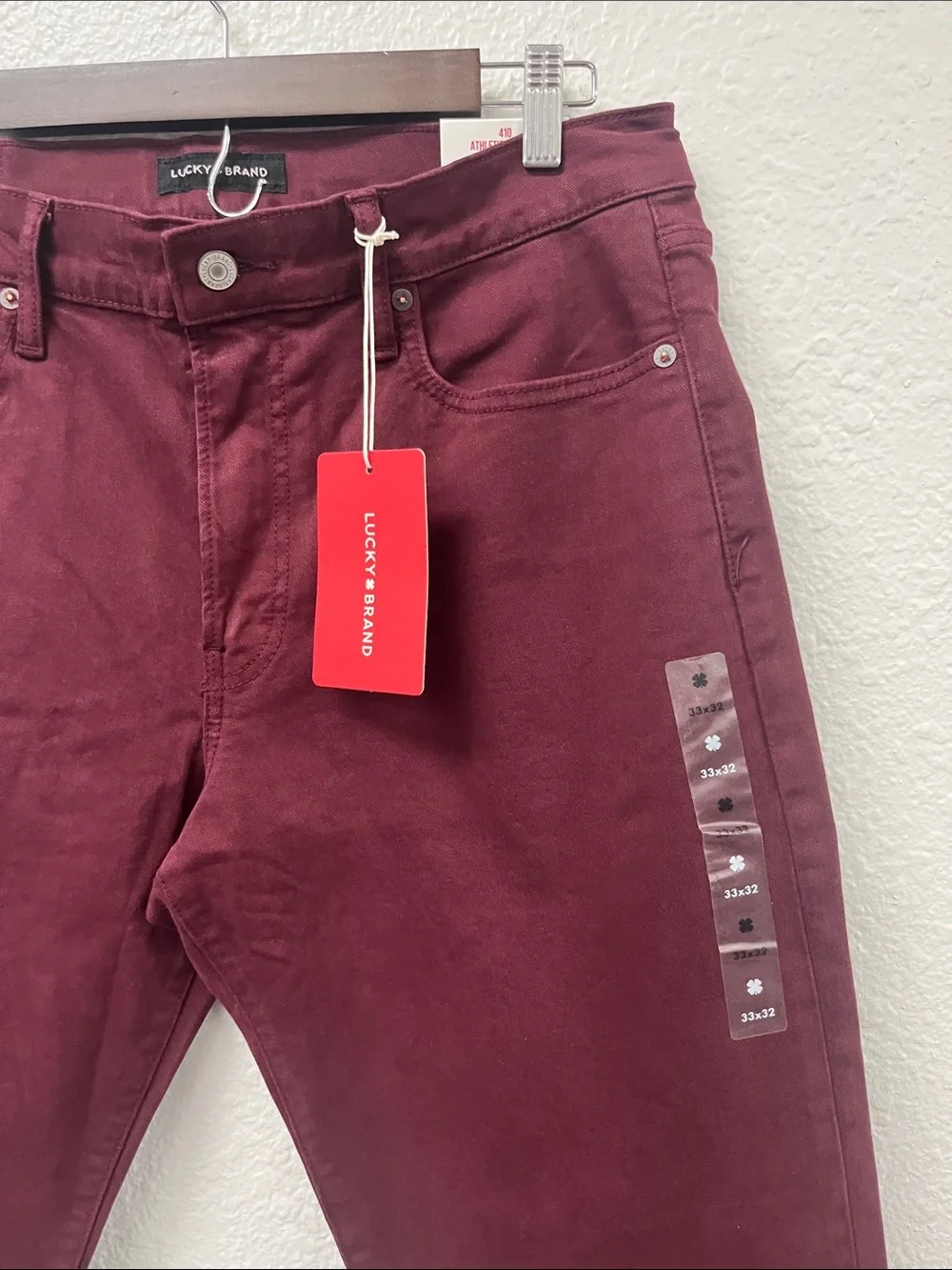 Lucky Brand 411 Athletic Cut Wine Burgundy 32x32